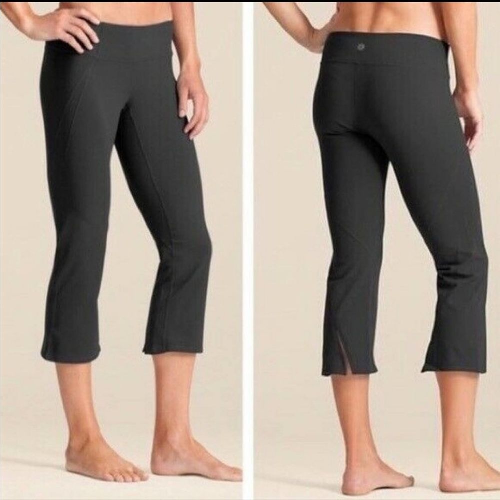 Athleta Womens Power Ananda Capri Athletic Cropped Pants #268553 Black Size Med
